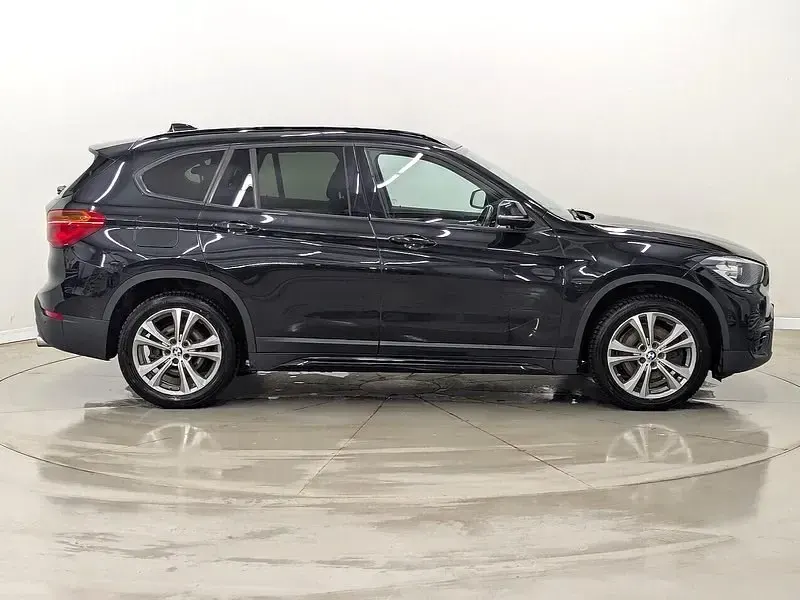 Używany BMW X1 Sport Line 2016 Czarny SUV