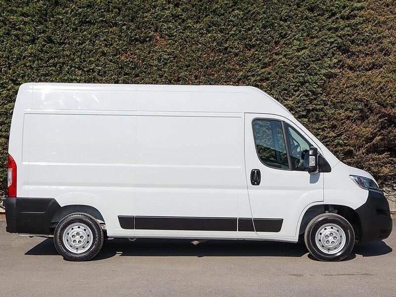 Used Citroën Relay 140 HP (102 kW) 2022 White Van