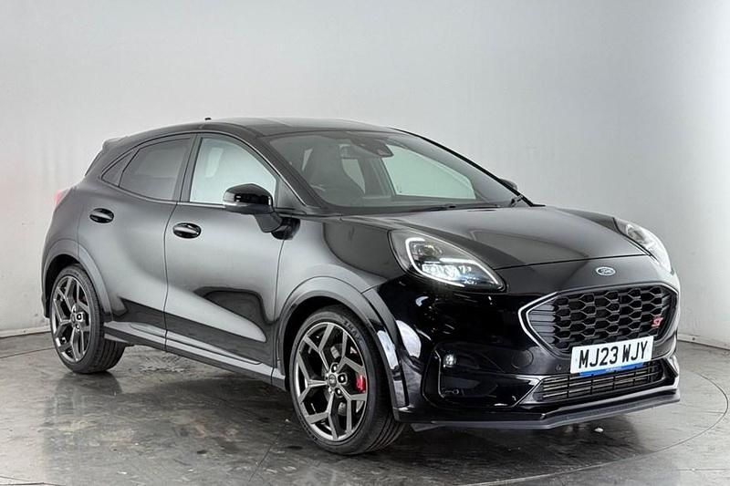 Black Used 2023 Ford Puma ST Hatchback | £16,650 (Good price) - Image 1/1