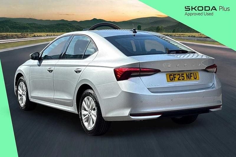 Used Skoda Octavia SE Technology 116 HP (85 kW) 2025 Smokey silver Hatchback