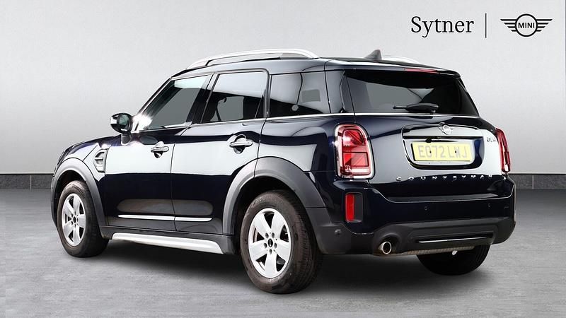 Usado Mini Cooper Countryman Classic 134 CV (98 kW) 2022 Negro SUV