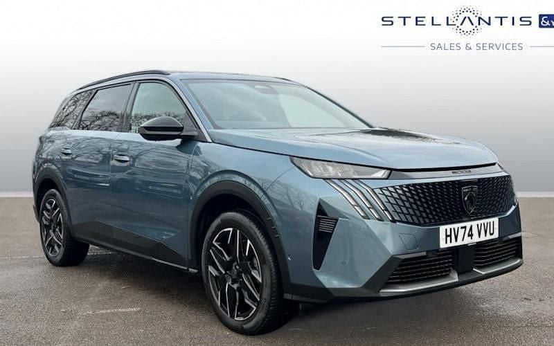 Used 2025 Peugeot 5008 Allure Estate | £26,932 (Fair price) - Image 1/3