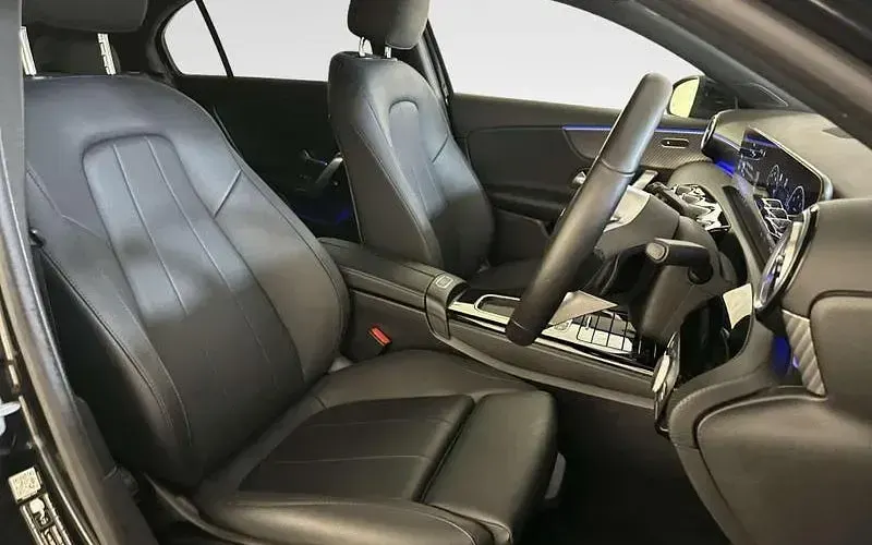 Used Mercedes A180 Executive 150 HP (110 kW) 2025 Black Hatchback