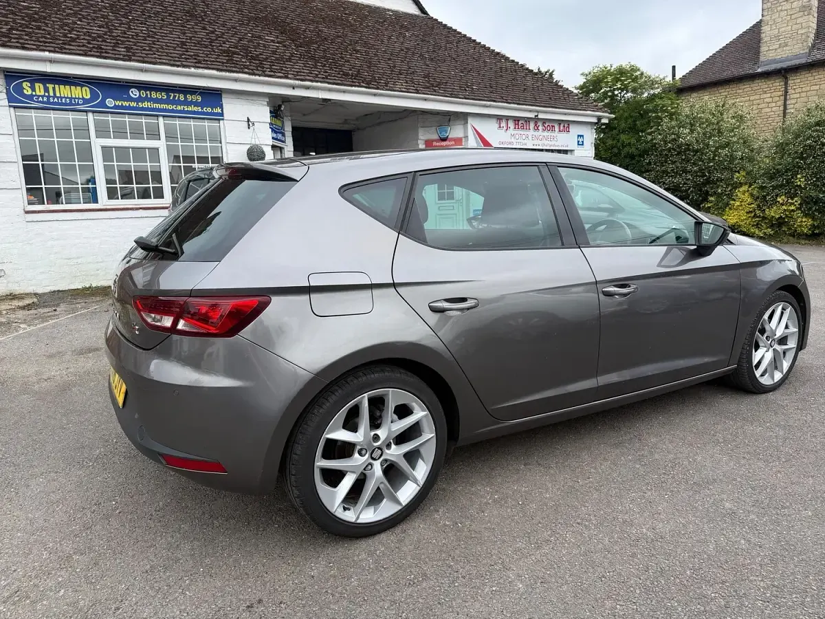 Used Seat Leon FR 150 HP (110 kW) 2016 Grey Hatchback