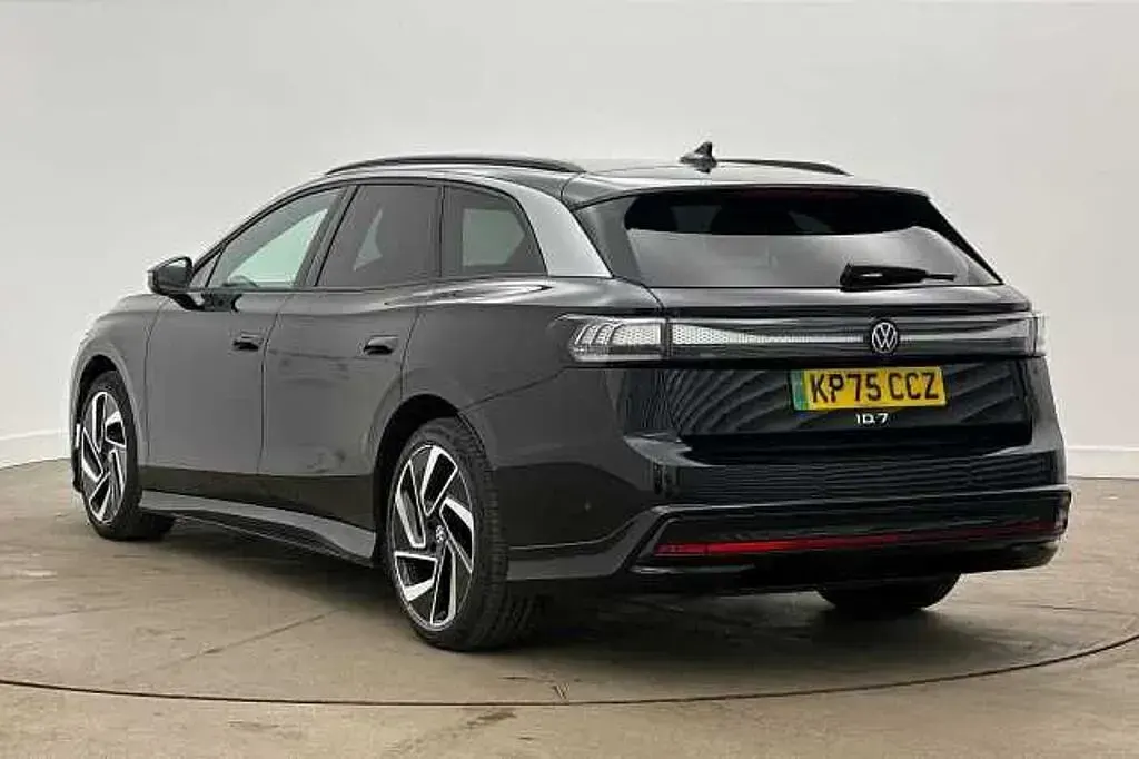 Used VW ID.7 210 kW (286 HP) 2025 Estate