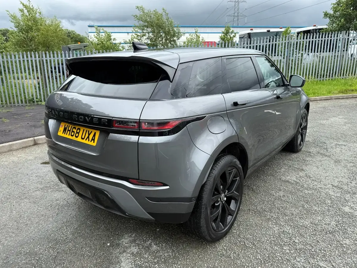 Used Land Rover Range Rover evoque SE 2019 Grey SUV