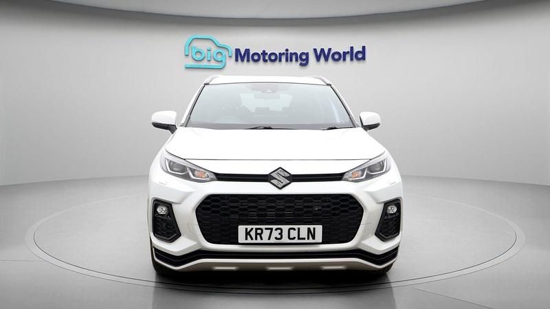 Used Suzuki Across 298 HP (219 kW) 2023 White SUV