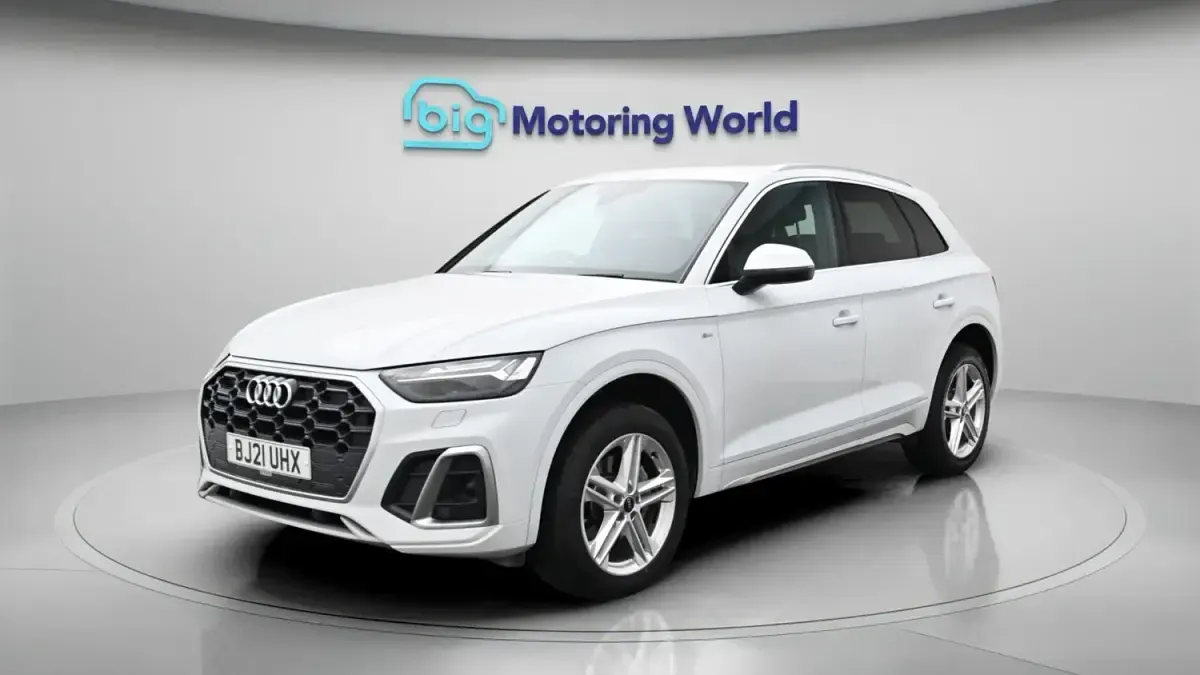 Begagnad Audi Q5 S-Line 204 HK (150 kW) 2021 Vit SUV