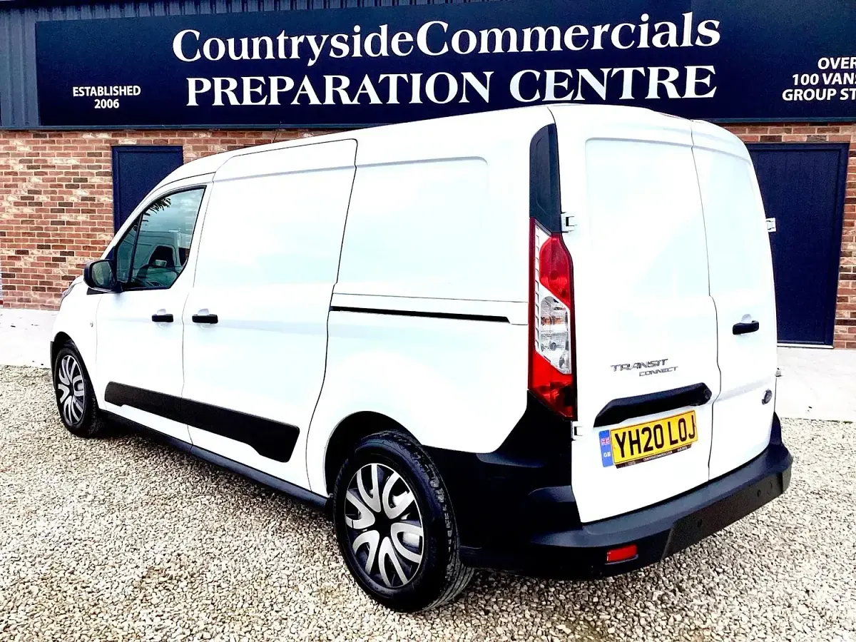 Used Ford Transit Connect 100 HP (73 kW) 2020 White MPV