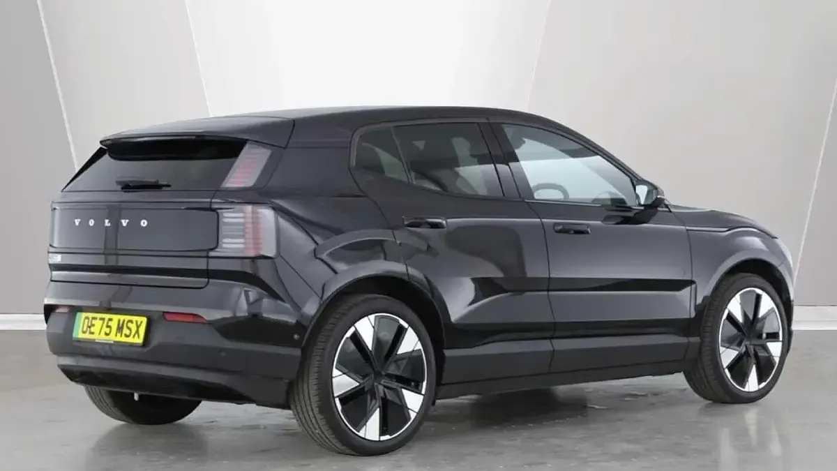 Used Volvo EX30 Performance 314 kW (428 HP) 2025 Black SUV