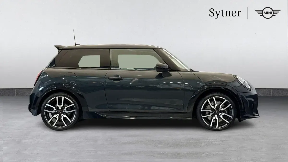 Used Mini Cooper Hatch 154 HP (113 kW) 2024 Grey Hatchback