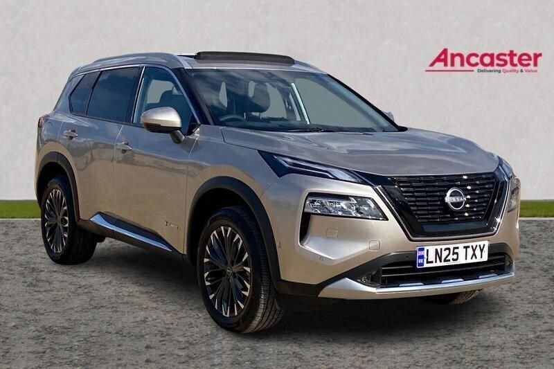 Champagne silver New 2025 Nissan X-Trail Tekna SUV | £36,475 (Super price) - Image 1/4