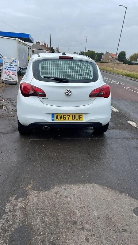 Used Vauxhall Corsa Sportive 2017 White Hatchback