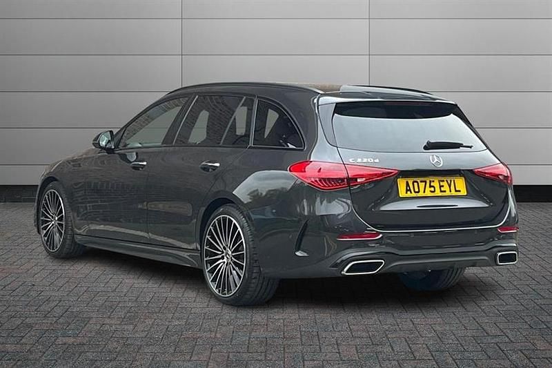 Used Mercedes C220 AMG Line Premium Plus 200 HP (147 kW) 2025 Graphite grey Estate