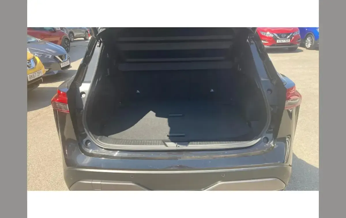 Used Nissan Qashqai Tekna 158 HP (116 kW) 2022 Black SUV