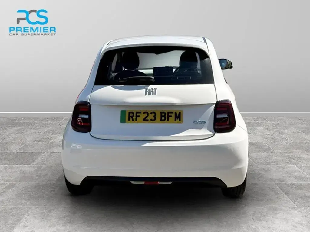 Used Fiat 500e Icon 86 kW (118 HP) 2023 White Hatchback