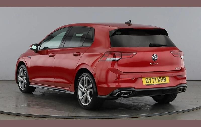 Used VW Golf VIII R-line 147 HP (108 kW) 2021 Red Hatchback