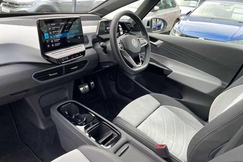 Used VW ID.3 Pro 150 kW (204 HP) 2023 White Hatchback