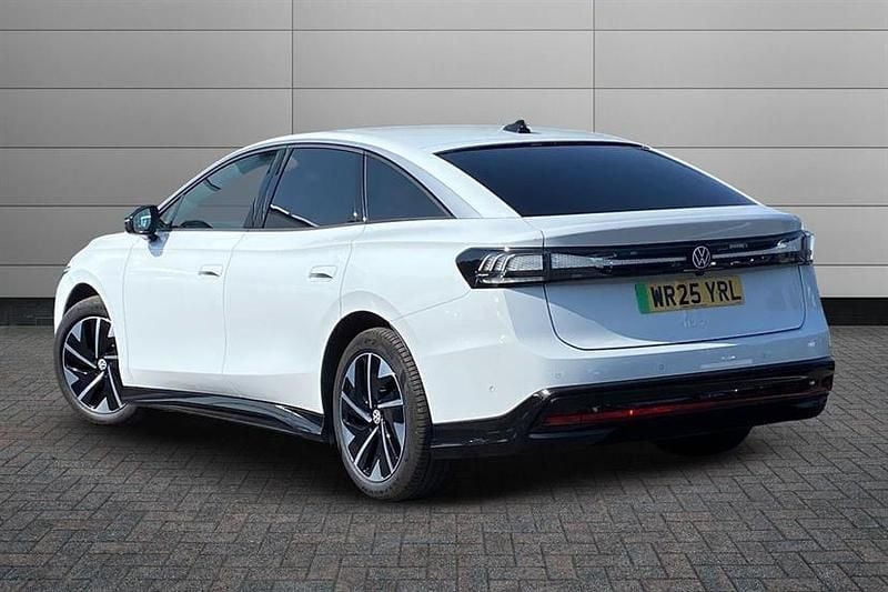 Used VW ID.7 Pro 210 kW (286 HP) 2025 Unknown Hatchback