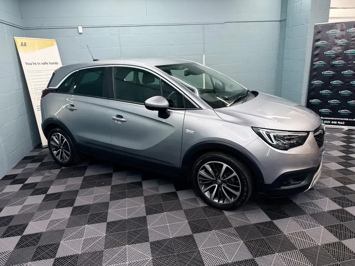 Used Vauxhall Crossland X Elite 83 HP (61 kW) 2020 Grey SUV