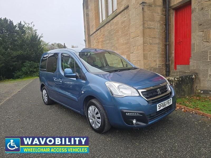 Used Peugeot Partner Tepee Allure 2016 Blue MPV