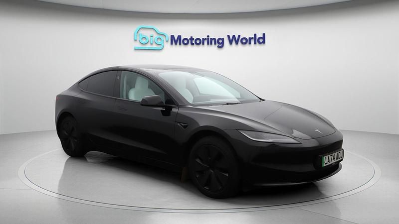 Used 2024 Tesla Model 3 RWD Sedan | £32,300 - Image 1/4