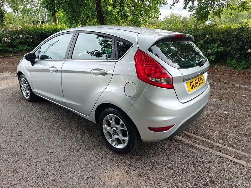 Used Ford Fiesta Zetec 2011 Silver Hatchback