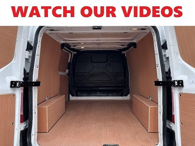 Used Ford Transit Custom 105 HP (77 kW) 2021 White Van