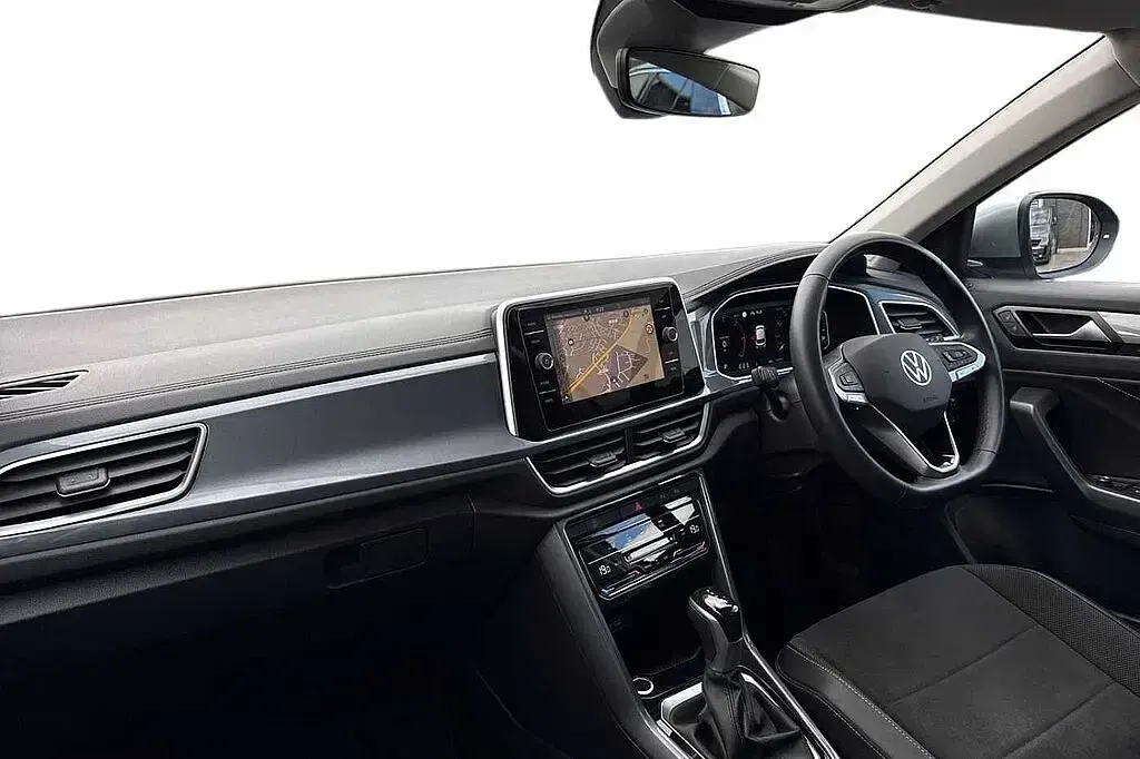 Used VW T-Roc Style 150 HP (110 kW) 2025 Silver SUV