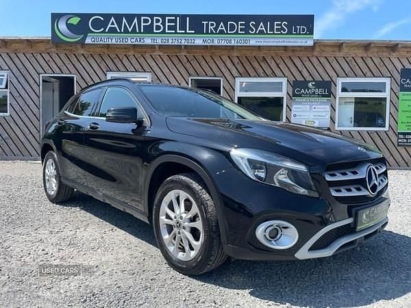 Black Used 2018 Mercedes GLA200 SE SUV | £10,995 (Fair price) - Image 1/4