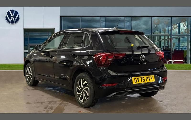 New VW Polo Life 80 HP (58 kW) 2025 Deep black pearl Hatchback