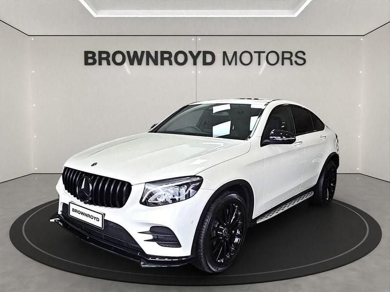 Used Mercedes GLC250 AMG line 2018 White Coupe