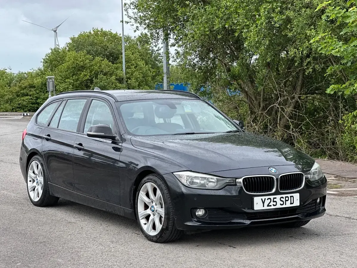 Used BMW 320 2012 Black Estate