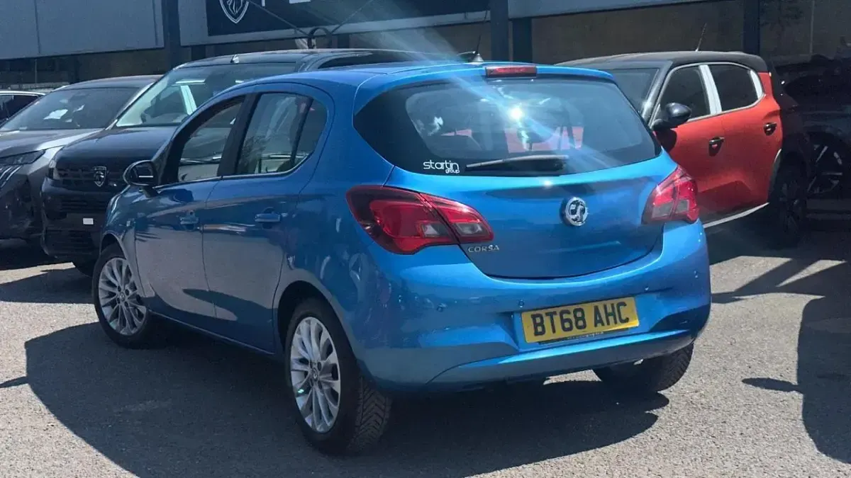 Used Vauxhall Corsa 89 HP (65 kW) 2018 Blue Hatchback