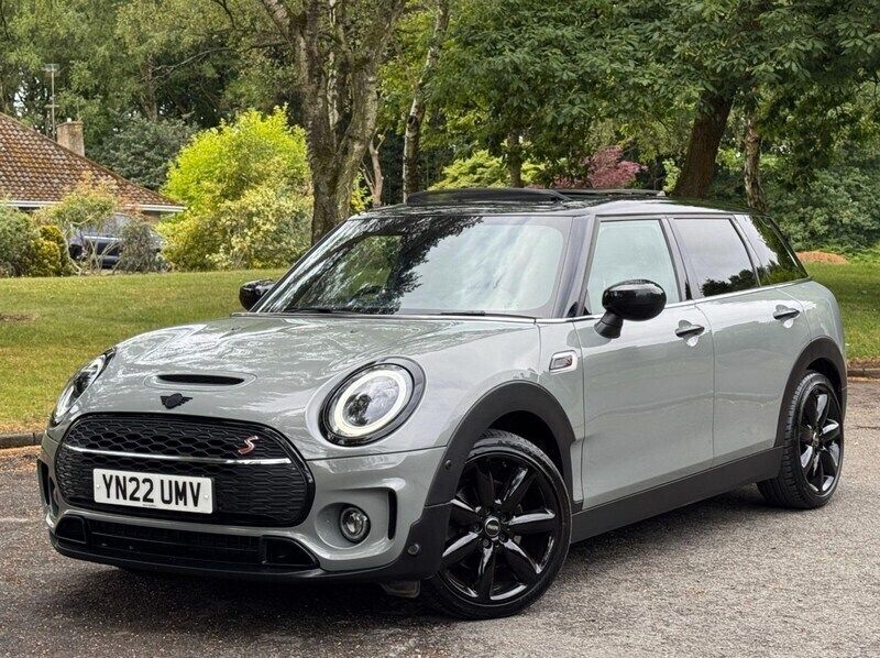 Grey Used 2022 Mini Cooper Clubman Exclusive Estate | £21,895 (A bit pricey) - Image 1/4