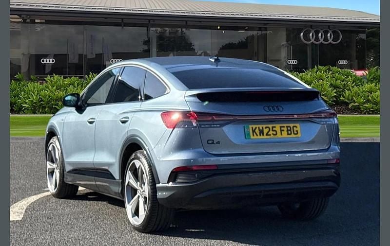 Used Audi Q4 Sportback e-tron Black Edition 210 kW (286 HP) 2025 Blue SUV