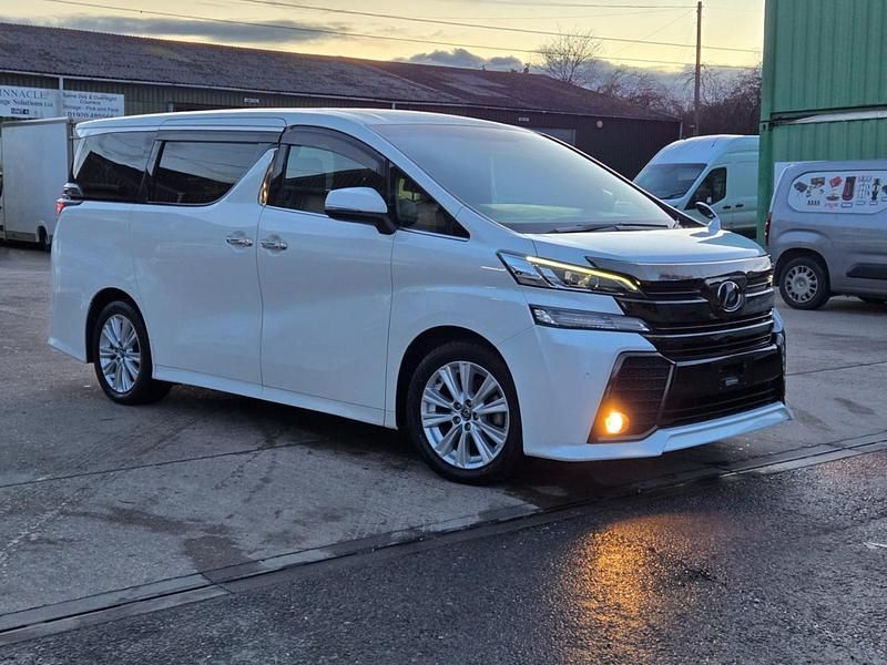 Used Toyota Alphard 2017 White MPV