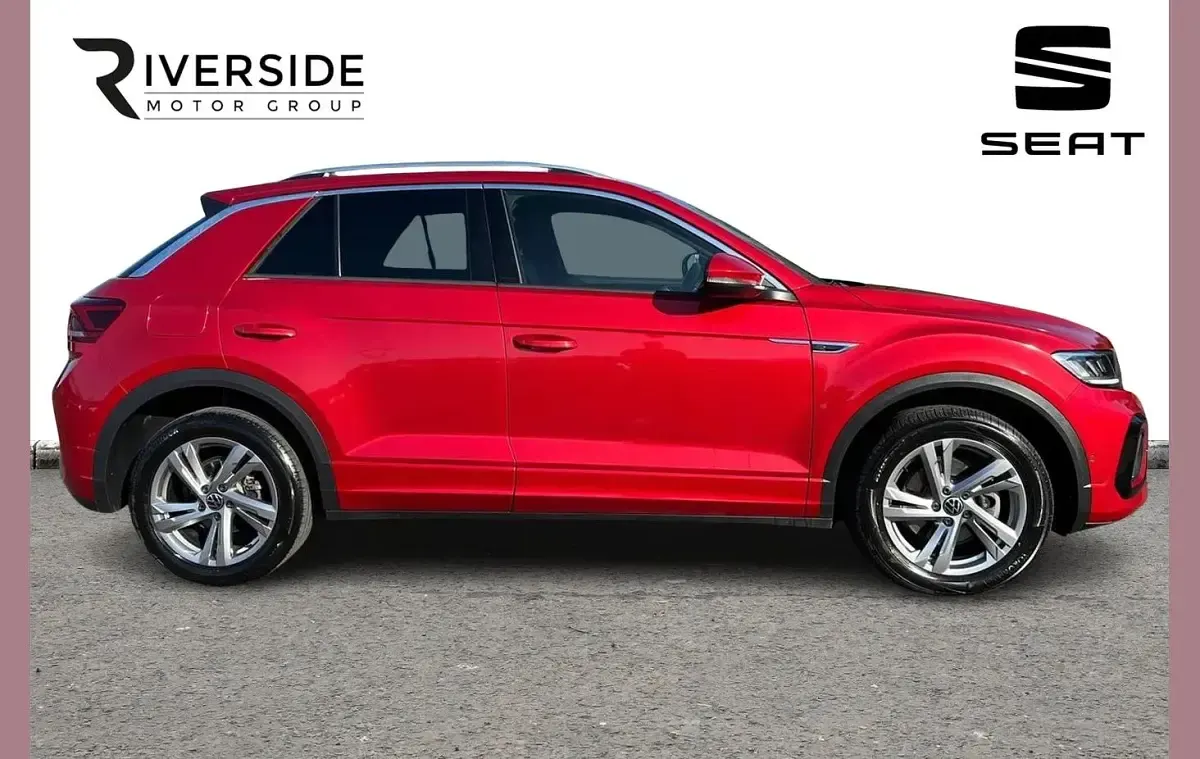 Used VW T-Roc R-line 190 HP (139 kW) 2023 Kings red premium SUV
