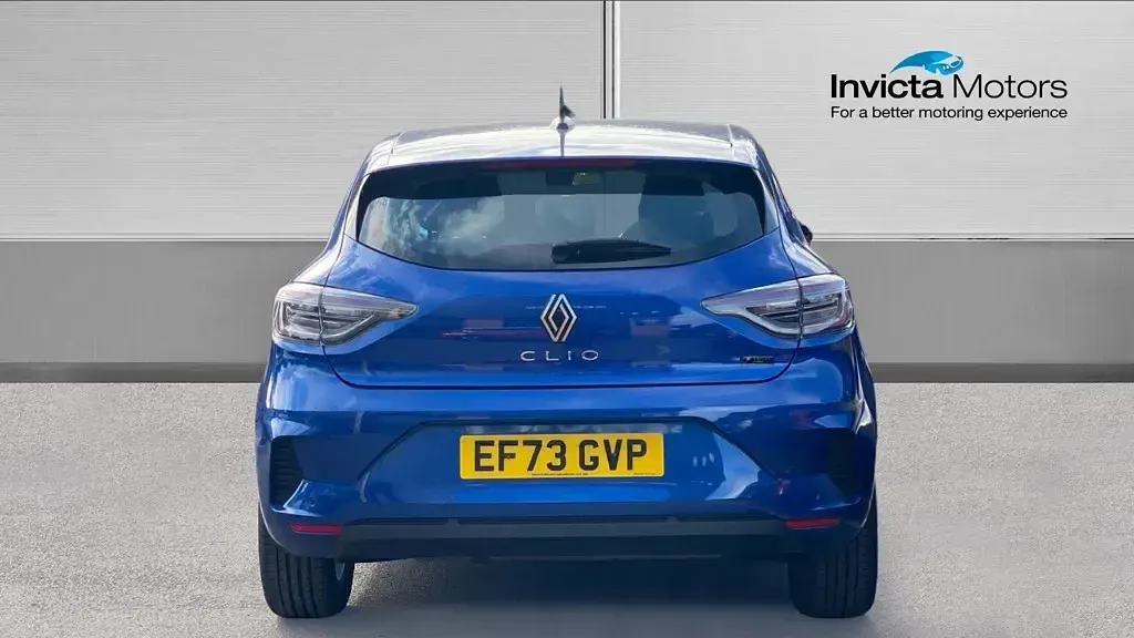 Used Renault Clio Evolution 143 HP (105 kW) 2023 Blue Hatchback
