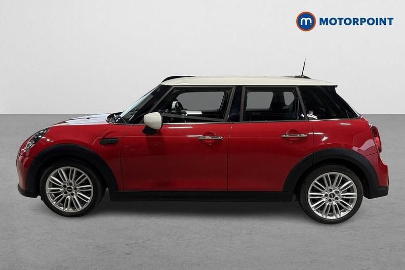 Used Mini Cooper Exclusive 136 HP (100 kW) 2021 Red Hatchback