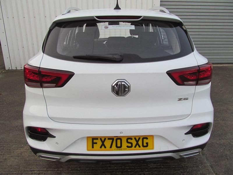Used MG ZS Exclusive 2020 White Hatchback