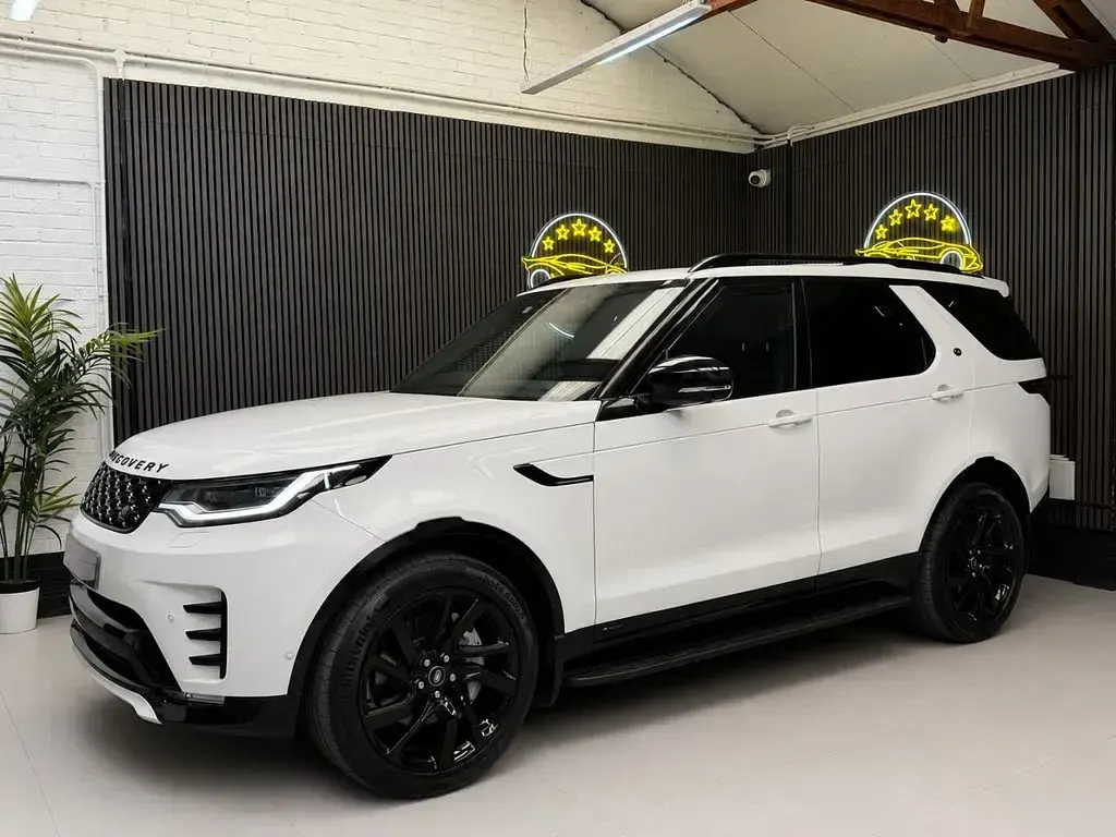 Used Land Rover Discovery 5 R-Dynamic 2021 White SUV