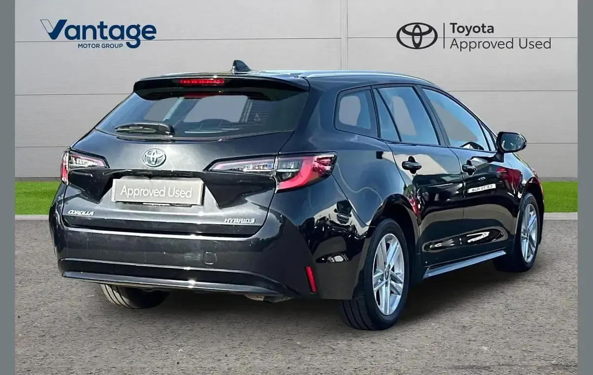 Used Toyota Corolla Sport 120 HP (88 kW) 2022 Black Estate