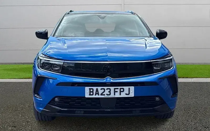 Used Vauxhall Grandland X GSe 300 HP (220 kW) 2023 Blue SUV