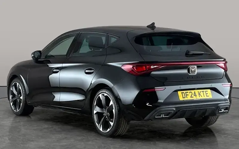 Used Cupra Leon 150 HP (110 kW) 2023 Black Hatchback