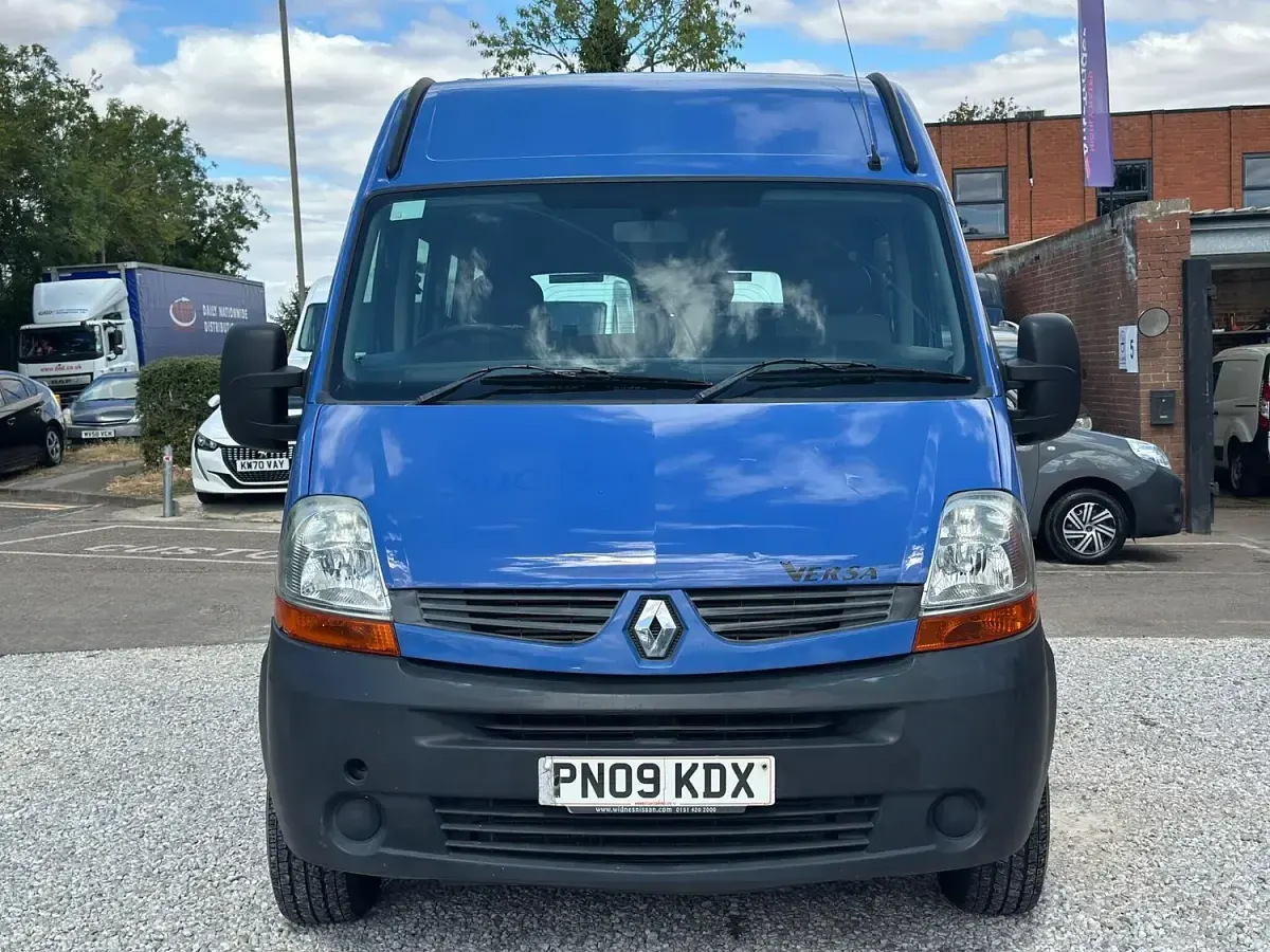 Used Renault Master 2009 Blue Sedan