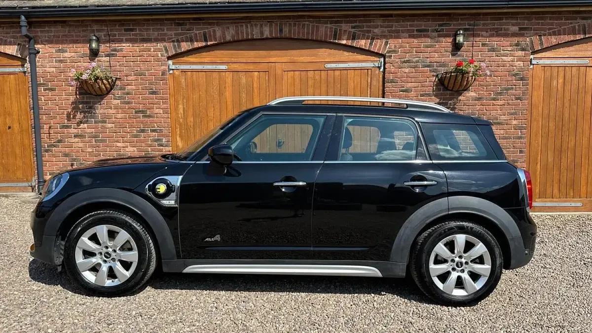 Used Mini Cooper S Classic 2020 Black Hatchback