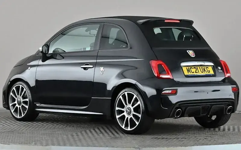 Used Abarth 595C Turismo 167 HP (122 kW) 2019 Cabriolet
