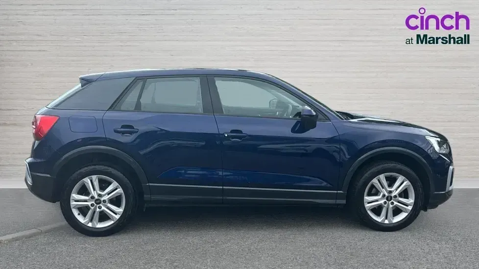 Used Audi Q2 Sport 150 HP (110 kW) 2023 Blue SUV