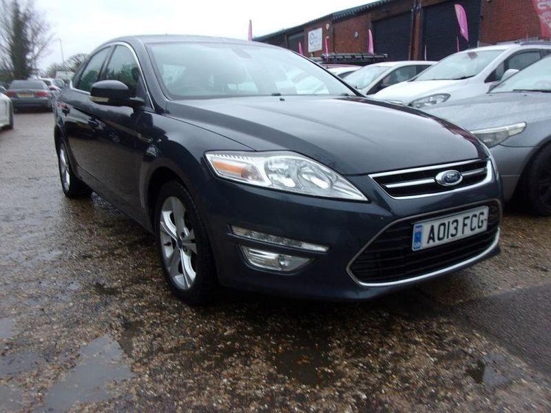 Used Ford Mondeo Titanium 163 HP (119 kW) 2013 Grey Hatchback